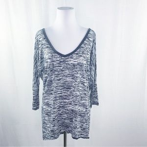 Victoria’s Secret VS Tee Shop v-neck top